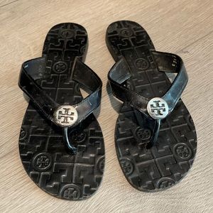 Tory Burch Thora Thong. Excellent condition.